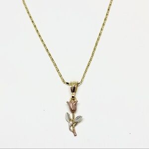 Rose Necklace in 14kts of Gold Filled